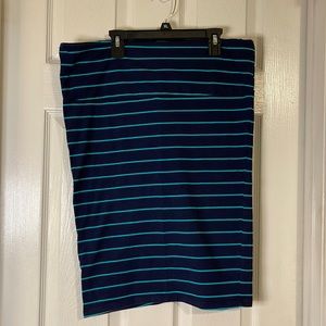 GUC Torrid Navy & Teal Stripped Jersey Pencil Skirt